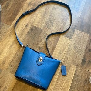 Coach Addie Pebble Leather Crossbody Silver/Vivid Blue - *Gently Used!*